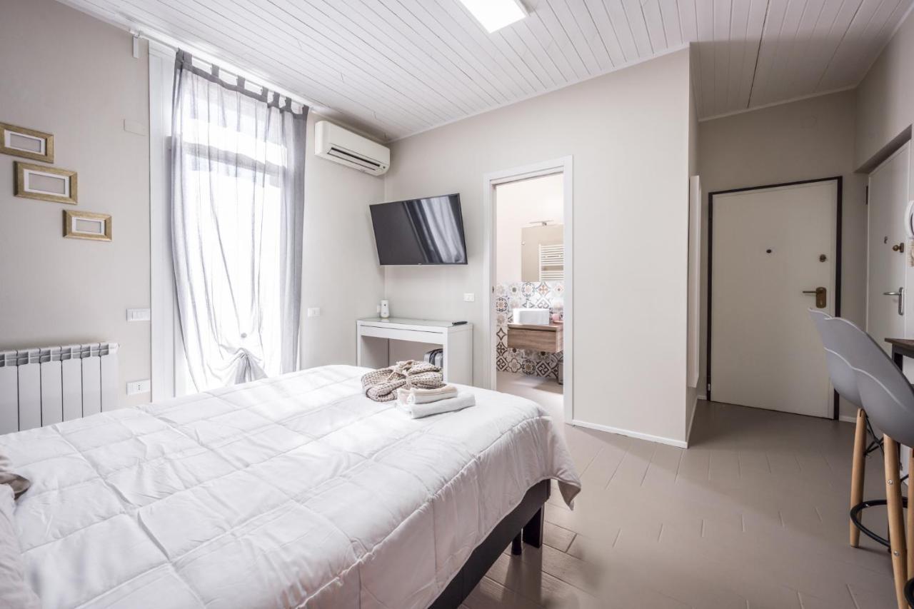Suite 649 Mono Con Terrazzo モデナ エクステリア 写真